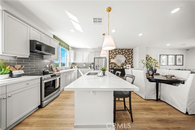 Detail Gallery Image 12 of 30 For 2854 via Descanso, Camarillo,  CA 93012 - 3 Beds | 2/1 Baths