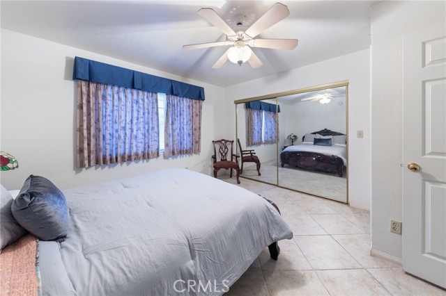 40420 Valiente Drive, Palmdale CA: https://media.crmls.org/medias/84ad2225-ef7d-440d-942f-fe239bb10d6b.jpg