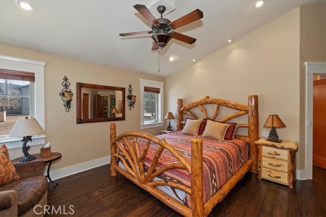 Detail Gallery Image 25 of 50 For 41922 Centre Ct, Big Bear Lake,  CA 92315 - 3 Beds | 3/1 Baths