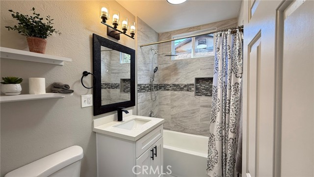 Detail Gallery Image 14 of 17 For 32912 Bonnie Lea Dr, Lake Elsinore,  CA 92530 - 2 Beds | 1 Baths