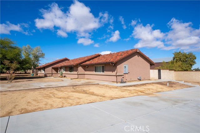 Detail Gallery Image 42 of 75 For 14064 Tioga, Oak Hills,  CA 92344 - 5 Beds | 2/1 Baths