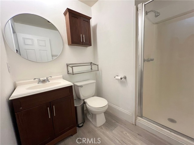 Detail Gallery Image 14 of 17 For 19950 Sherman Way a,  Winnetka,  CA 91306 - 3 Beds | 3/1 Baths