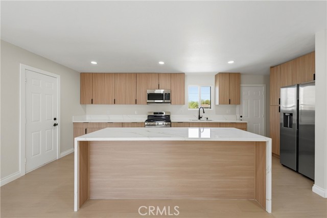 Detail Gallery Image 7 of 25 For 38905 Juniper Tree Rd, Palmdale,  CA 93551 - 3 Beds | 2 Baths