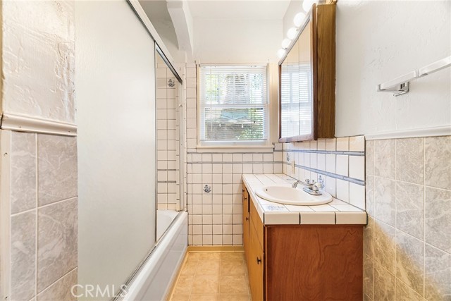 148 W 8th Avenue, Chico CA: https://media.crmls.org/medias/84b0cf8e-886a-46d2-a8b1-b857a593e0c9.jpg
