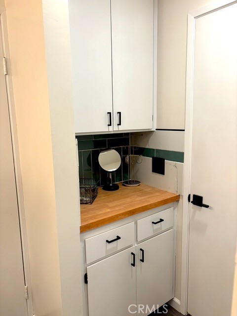 Image 17 of 20 For 47395 Monroe Street 284