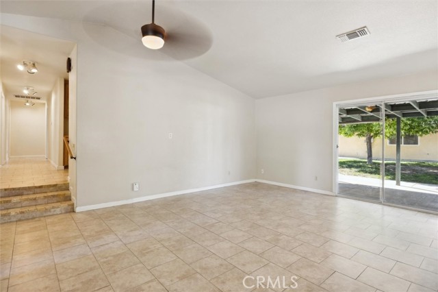 Detail Gallery Image 15 of 51 For 8825 Old Santa Rosa Rd, Atascadero,  CA 93422 - 6 Beds | 3 Baths