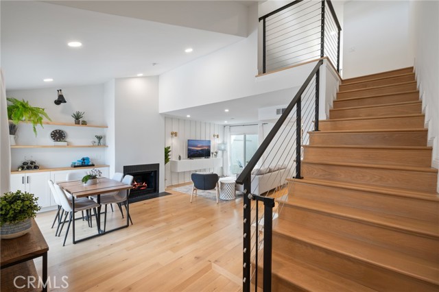 Detail Gallery Image 6 of 37 For 2410 Voorhees Ave #3,  Redondo Beach,  CA 90278 - 2 Beds | 2/1 Baths