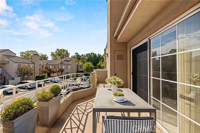 Detail Gallery Image 23 of 33 For 23725 Del Monte Dr #192,  Valencia,  CA 91355 - 2 Beds | 2 Baths