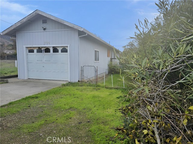 Detail Gallery Image 2 of 12 For 6900 Glenn, Nice,  CA 95464 - 3 Beds | 2 Baths