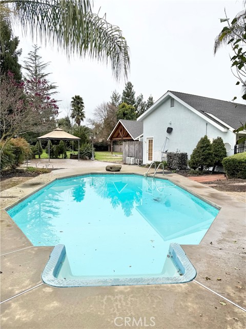 Detail Gallery Image 34 of 53 For 5561 Brighton Ct, Atwater,  CA 95301 - 3 Beds | 2/1 Baths