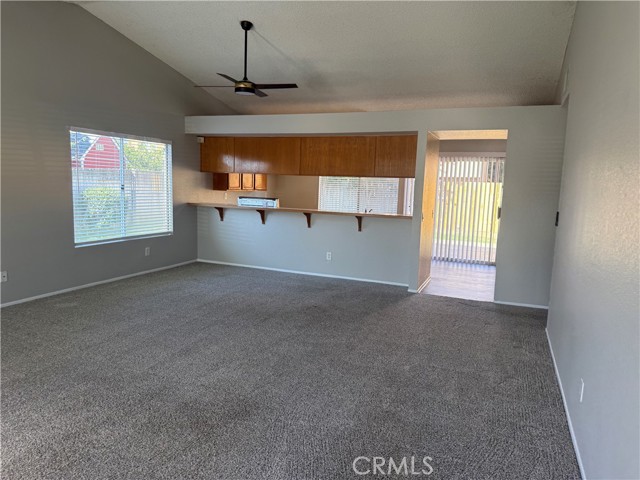 Detail Gallery Image 8 of 19 For 6275 Meadowbrook Ln, Riverside,  CA 92504 - 3 Beds | 2 Baths
