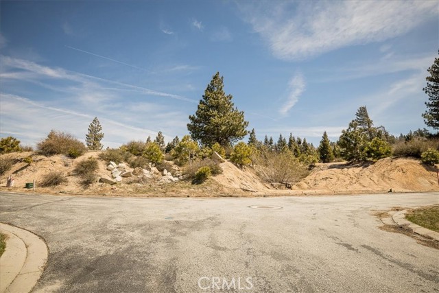 Detail Gallery Image 5 of 15 For 150 Mill Pond Rd, Lake Arrowhead,  CA 92352 - – Beds | – Baths