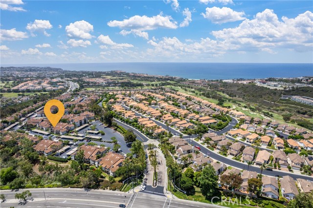 72 Corniche Drive, Dana Point CA: https://media.crmls.org/medias/84b69ee9-9f00-43f8-8460-348e4f6fc358.jpg