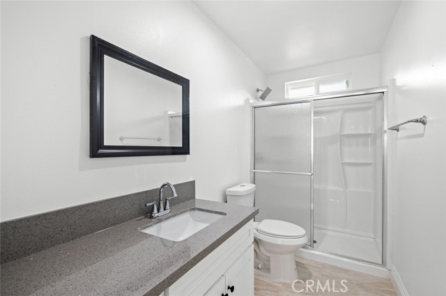 Detail Gallery Image 11 of 12 For 528 W 43rd St, Los Angeles,  CA 90037 - – Beds | – Baths