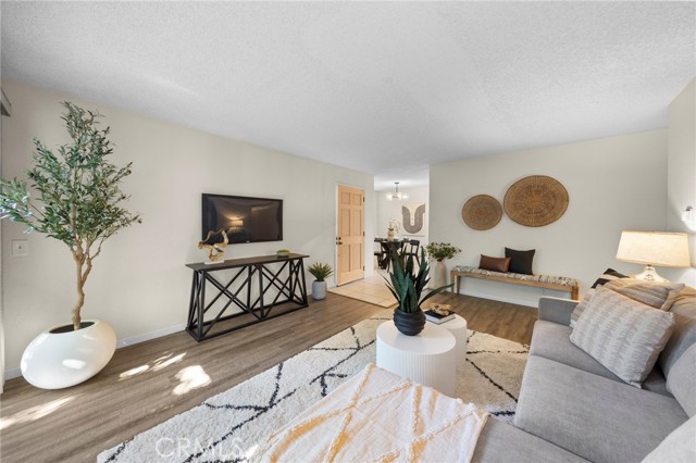 Detail Gallery Image 2 of 35 For 20557 S Vermont #7,  Torrance,  CA 90502 - 2 Beds | 2 Baths