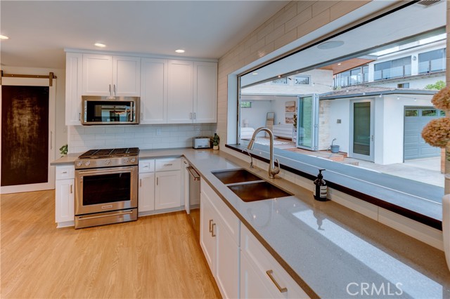 1806 Calle Leticia, San Clemente CA: https://media.crmls.org/medias/84b7878c-49b2-42dc-8c42-160dbb02e092.jpg