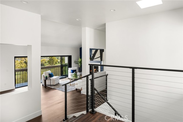 Entry landing