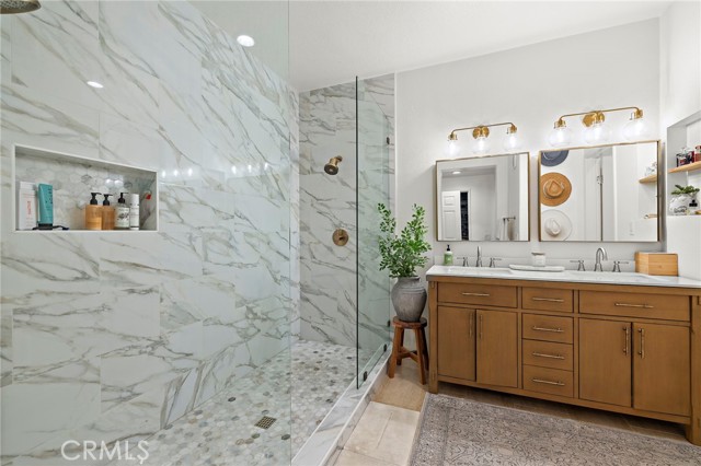 Detail Gallery Image 17 of 34 For 20 Bayley, Ladera Ranch,  CA 92694 - 2 Beds | 2/1 Baths