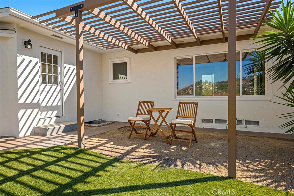 6496 Cleo Street - photo 15