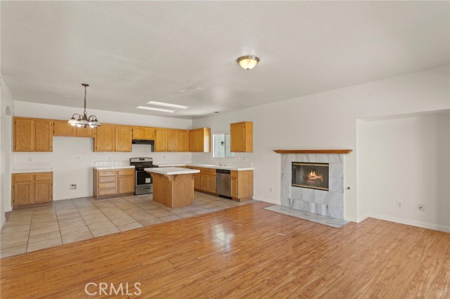 15240 Sapphire Court, Victorville CA: https://media.crmls.org/medias/84b93f35-f704-4335-b4f6-3dc176efed26.jpg