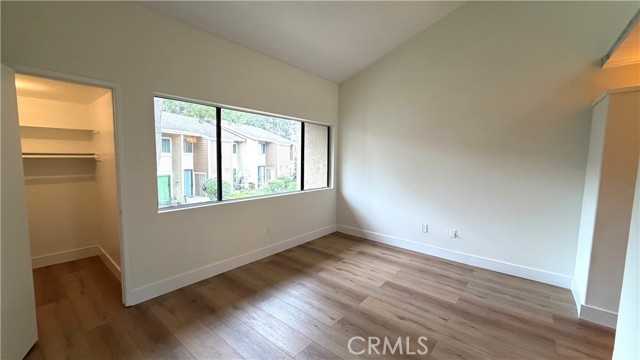 Detail Gallery Image 15 of 22 For 196 Pineview, Irvine,  CA 92620 - 2 Beds | 1/1 Baths