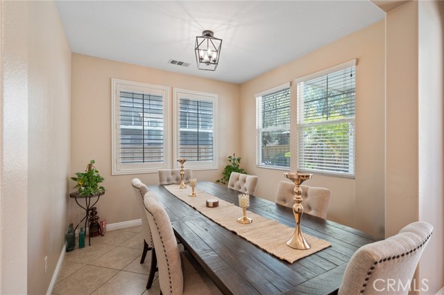 40924 Diana Lane, Lake Elsinore CA: https://media.crmls.org/medias/84b9a103-bc18-4c63-87dd-6310d4277a8b.jpg