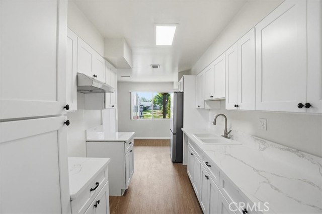 Detail Gallery Image 33 of 57 For 2011 W Katella, Anaheim,  CA 92804 - 2 Beds | 2 Baths