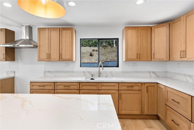 1290 N Tippetts Lane, Anaheim CA: https://media.crmls.org/medias/84bc8ece-ff41-45eb-ab0f-cea0cd36d648.jpg