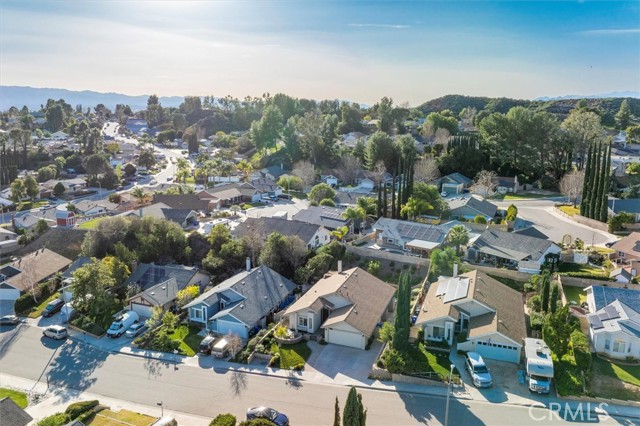 Detail Gallery Image 10 of 46 For 22948 Magnolia Glen, Valencia,  CA 91354 - 4 Beds | 2 Baths