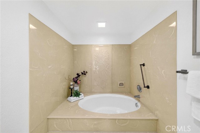 Detail Gallery Image 38 of 49 For 453 Pinehurst Ct, Fullerton,  CA 92835 - 3 Beds | 3 Baths