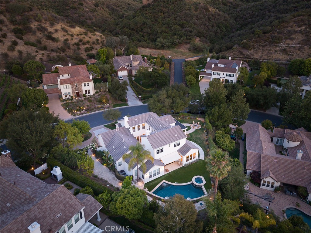 https://media.crmls.org/medias/84bef190-a4d1-4be0-811d-e63b91fd2de0.jpg?preset=X-Large