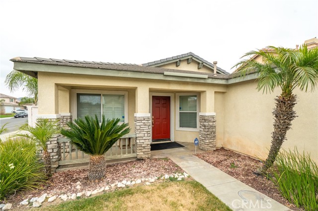 Detail Gallery Image 2 of 27 For 15526 Buckboard Ln, Moreno Valley,  CA 92555 - 3 Beds | 2 Baths