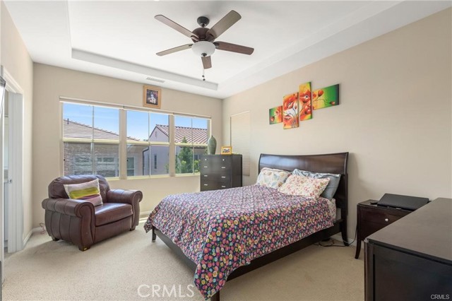 38 Larkfield, Irvine CA: https://media.crmls.org/medias/84bf5db3-86d8-4b18-a435-86fb5ef23414.jpg