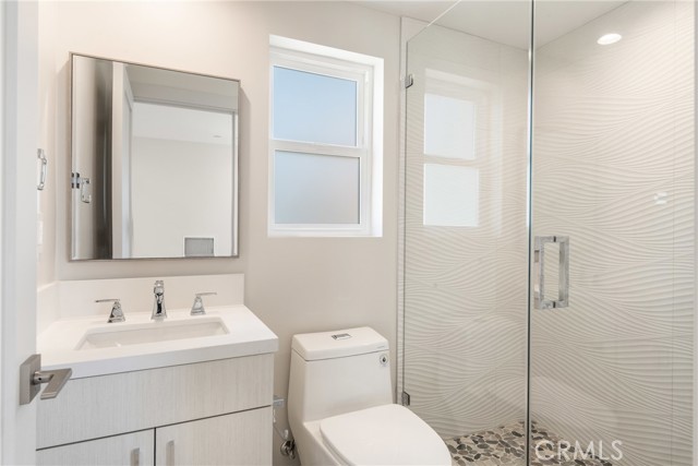 2302 Felton Lane, Redondo Beach, California 90278, 4 Bedrooms Bedrooms, ,5 BathroomsBathrooms,Residential,Sold,Felton,SB22078448