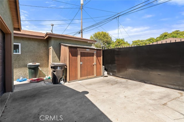 1876 Oregon Avenue, Long Beach CA: https://media.crmls.org/medias/84c14917-e856-423a-8fe9-6976cb581cca.jpg