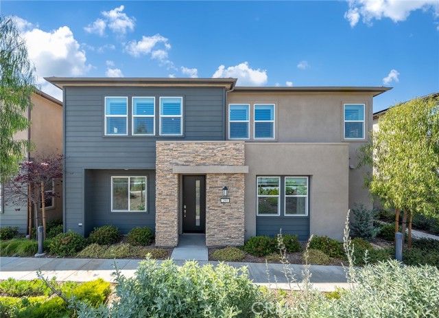 Front Image Thumbnail for CROC26063052