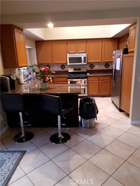 Detail Gallery Image 7 of 35 For 11439 Privet Ct, Fontana,  CA 92337 - 5 Beds | 3/1 Baths