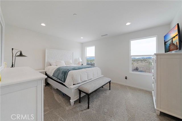 Detail Gallery Image 14 of 34 For 13857 Raven St, Victorville,  CA 92392 - 4 Beds | 2/1 Baths