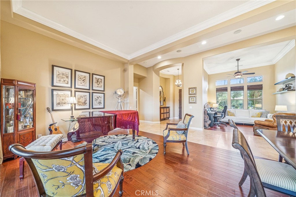 MLS #OC25251295 image #10