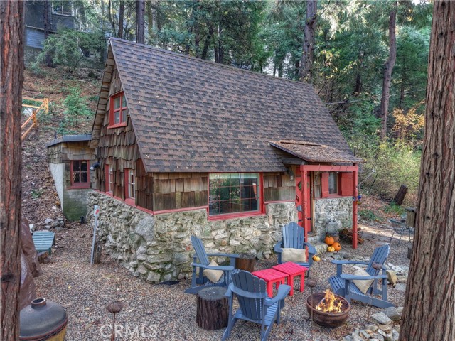 Detail Gallery Image 13 of 33 For 23270 Brookside, Crestline,  CA 92325 - 1 Beds | 1 Baths