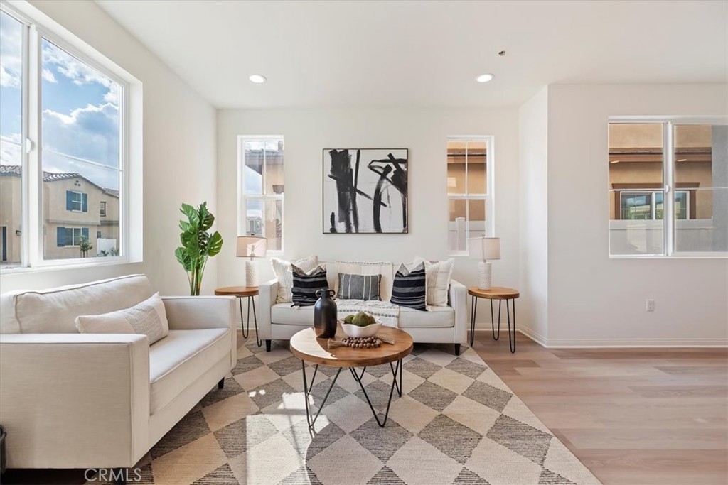 MLS #CV25237857 image #12