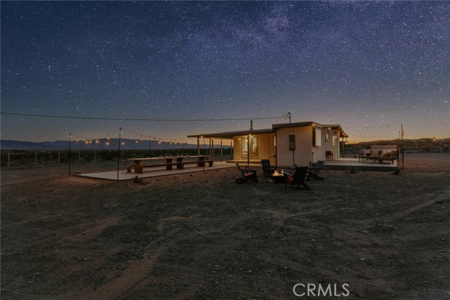 79124 Valle Vista Road, 29 Palms CA: https://media.crmls.org/medias/84c2fc60-f7a3-4f9e-a3bb-4a72a4c1ff26.jpg