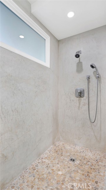 1202 N Pacific Street, Oceanside CA: https://media.crmls.org/medias/84c392ee-1877-409f-b25f-1d350e4a29cf.jpg