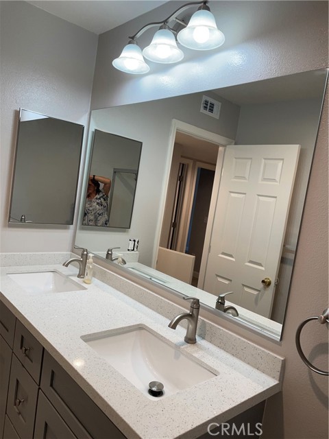 Detail Gallery Image 9 of 19 For 1001 W Macarthur Bld #37,  Santa Ana,  CA 92707 - 3 Beds | 2 Baths