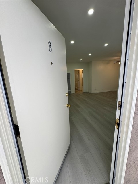 Detail Gallery Image 2 of 10 For 580 W Stocker St #8,  Glendale,  CA 91202 - 2 Beds | 1 Baths