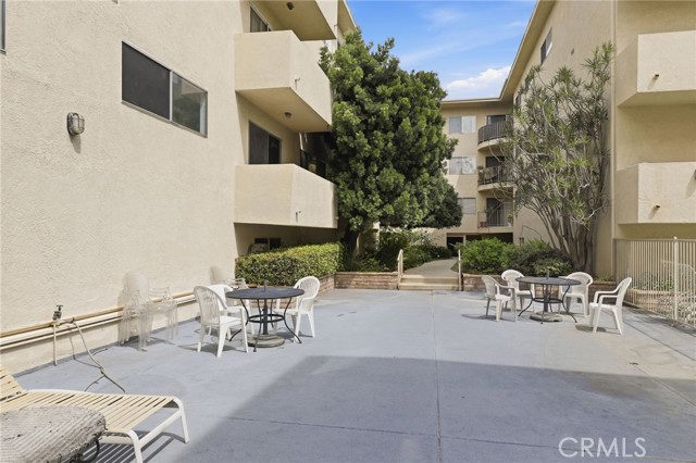 5400 Lindley Avenue, 121 photo 35