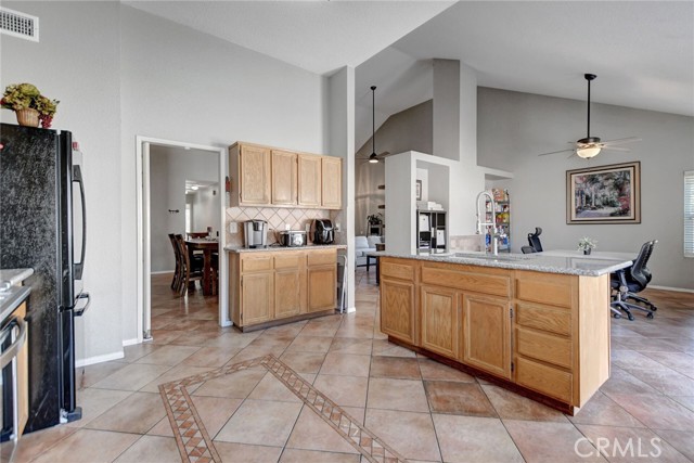 Detail Gallery Image 14 of 34 For 5646 Charlene Ct, San Bernardino,  CA 92407 - 4 Beds | 2 Baths