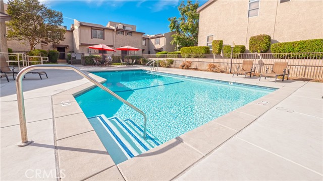 Detail Gallery Image 8 of 48 For 1710 S Mountain Ave #39,  Ontario,  CA 91762 - 2 Beds | 2/1 Baths