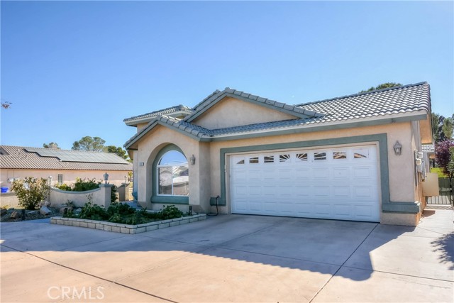 Detail Gallery Image 5 of 74 For 14987 Tournament Dr, Helendale,  CA 92342 - 3 Beds | 2 Baths