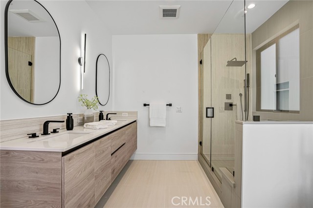 1003 S Prospect Ave, Redondo Beach CA: https://media.crmls.org/medias/84cb5fe6-02fd-4966-8054-4c93d37ba6d0.jpg